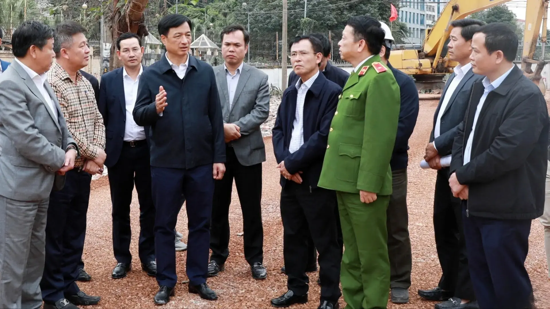 Đồng bộ các dự án hạ tầng để người dân hưởng lợi